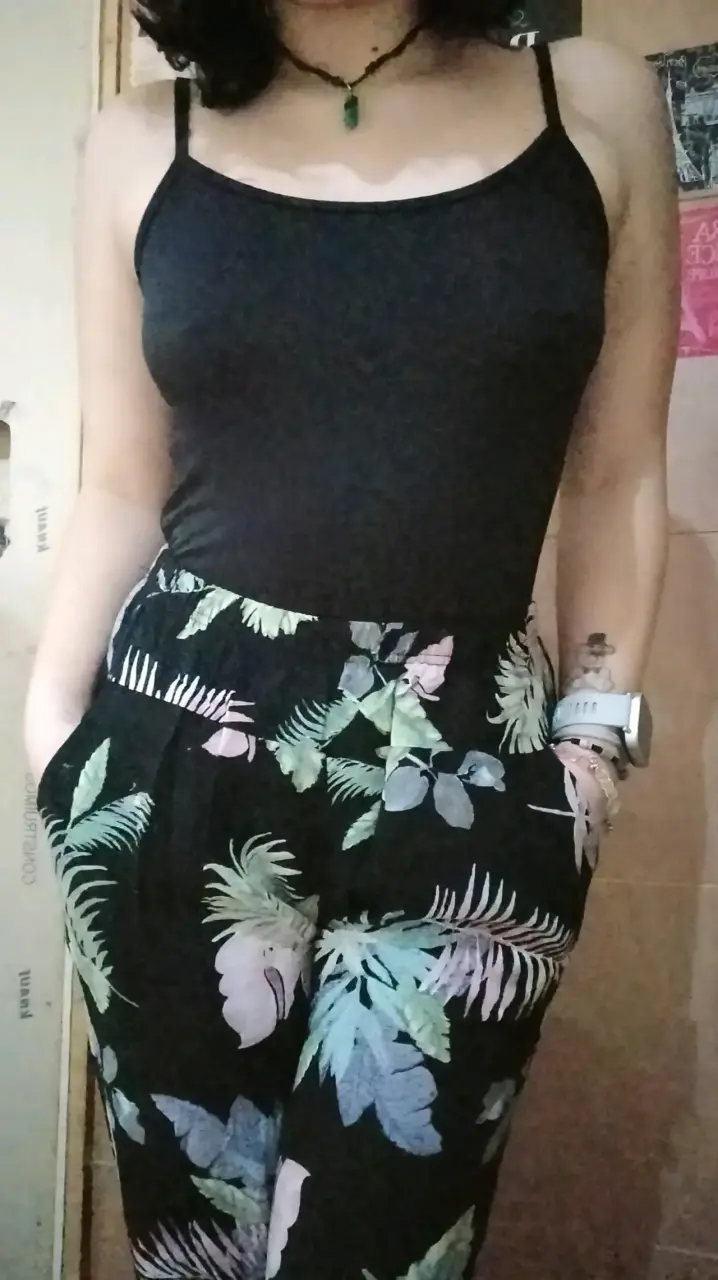 Pantalon floral negro - 2