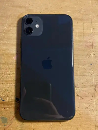 iPhone 11 en caja original - miniatura 2