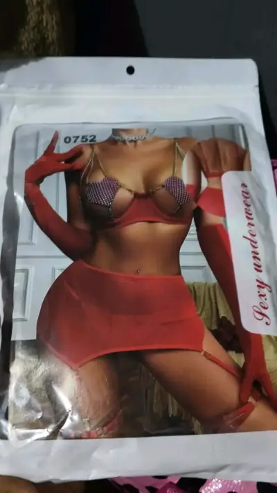 Conjunto lencería sexy rojo nuevo - miniatura 1