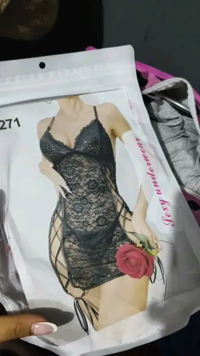 Conjunto lencería sexy rojo nuevo - miniatura 3