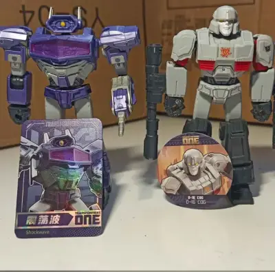 Figuras Transformers Shockwave y Megatron - miniatura 1