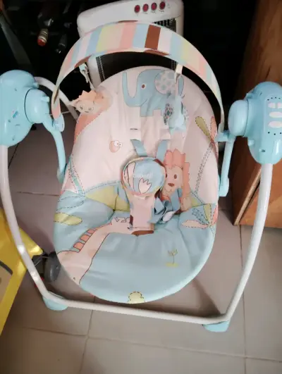 Silla Mecedora para Bebé - miniatura 1