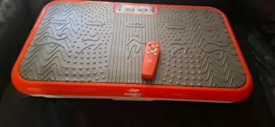 Plataforma vibratoria Powerfit Compact - miniatura 1