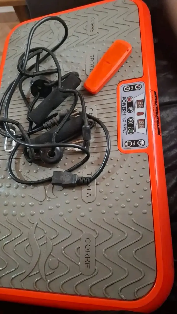 Plataforma vibratoria Powerfit Compact - 4