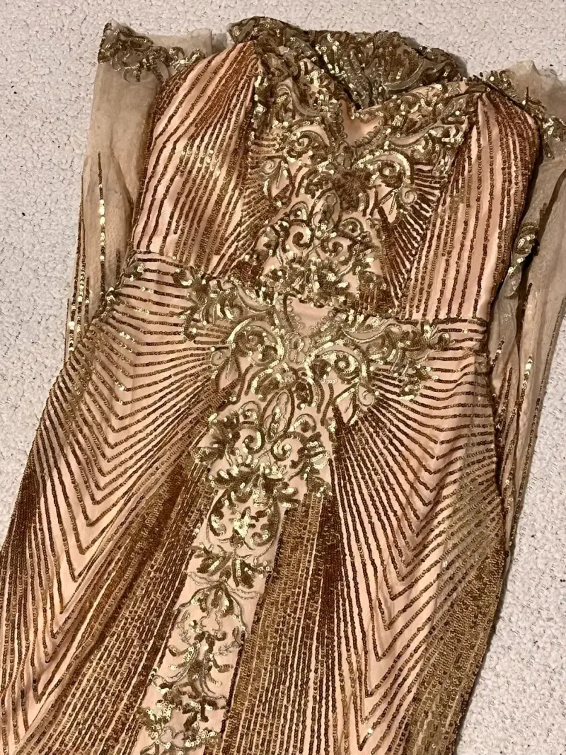 Vestido largo de gala dorado - 2