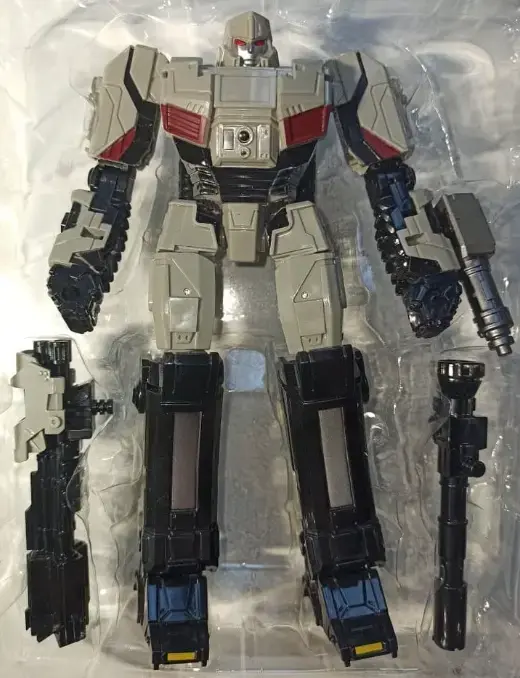 Figura Transformers One Megatron KO - 2