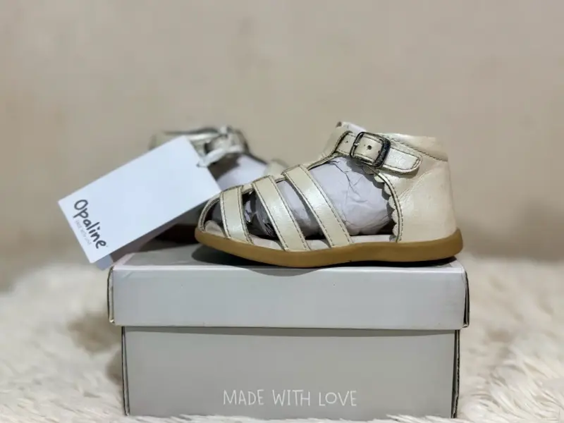 Sandalias beige para bebé - 3