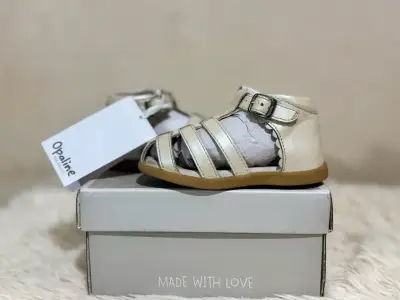 Sandalias beige para bebé - miniatura 3