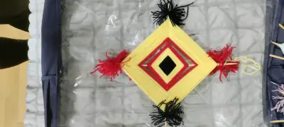 Mandala de hilo decorativo - miniatura 1
