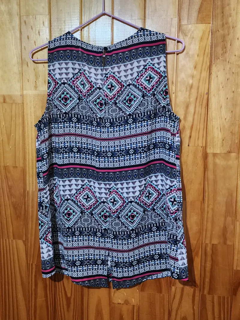 Blusa sin mangas con estampado tribal - 5