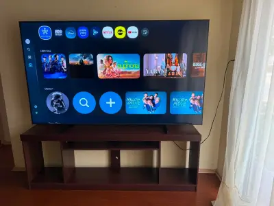 Televisor Smart TV 80 pulgadas - miniatura 1