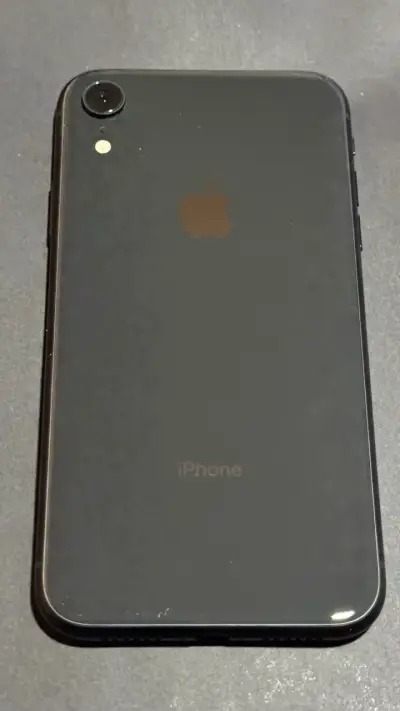 iPhone Xr 64gb negro - miniatura 3