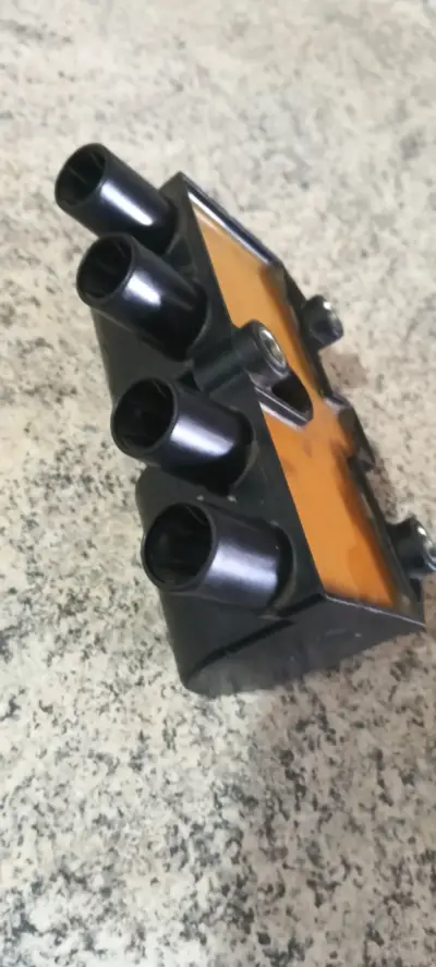 Bobina de encendido automotriz - miniatura 2