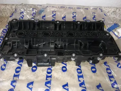Tapa de válvulas Volvo nueva - miniatura 1