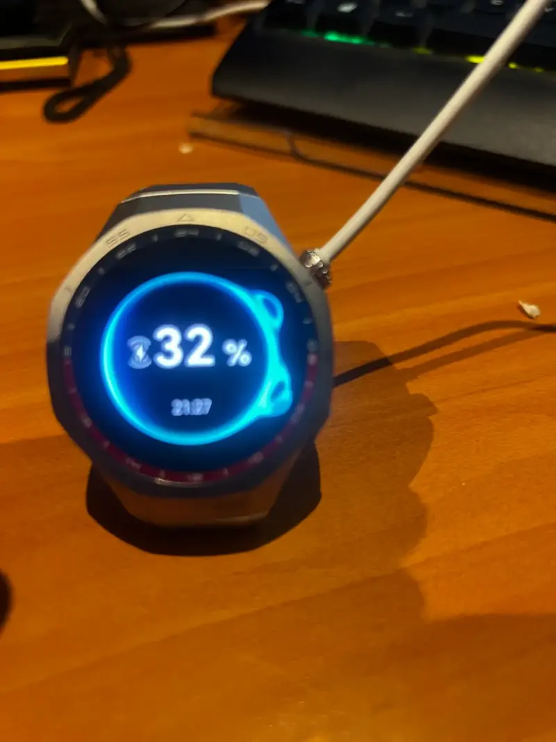 Huawei titanium GT 5 Pro - 1