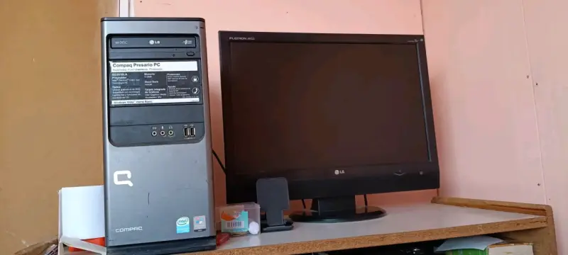 PC de escritorio Compaq Presario