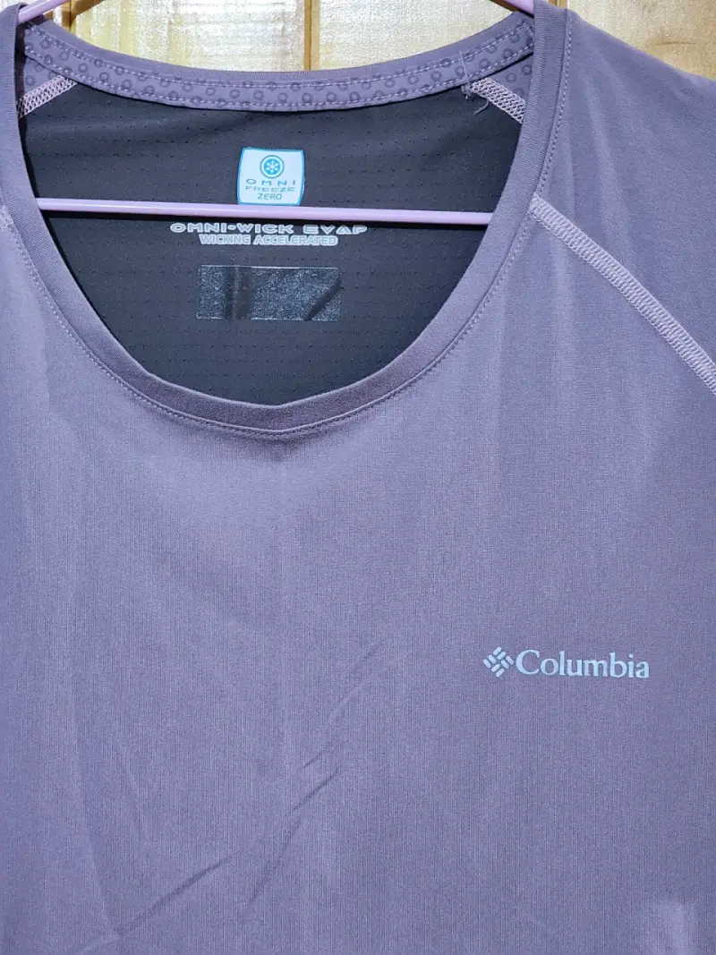 Polera Columbia deportiva - 2