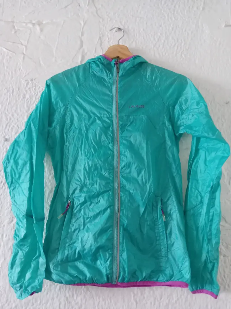 Chaqueta y cortaviento - 3