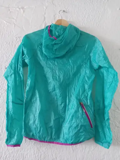 Chaqueta y cortaviento - miniatura 4