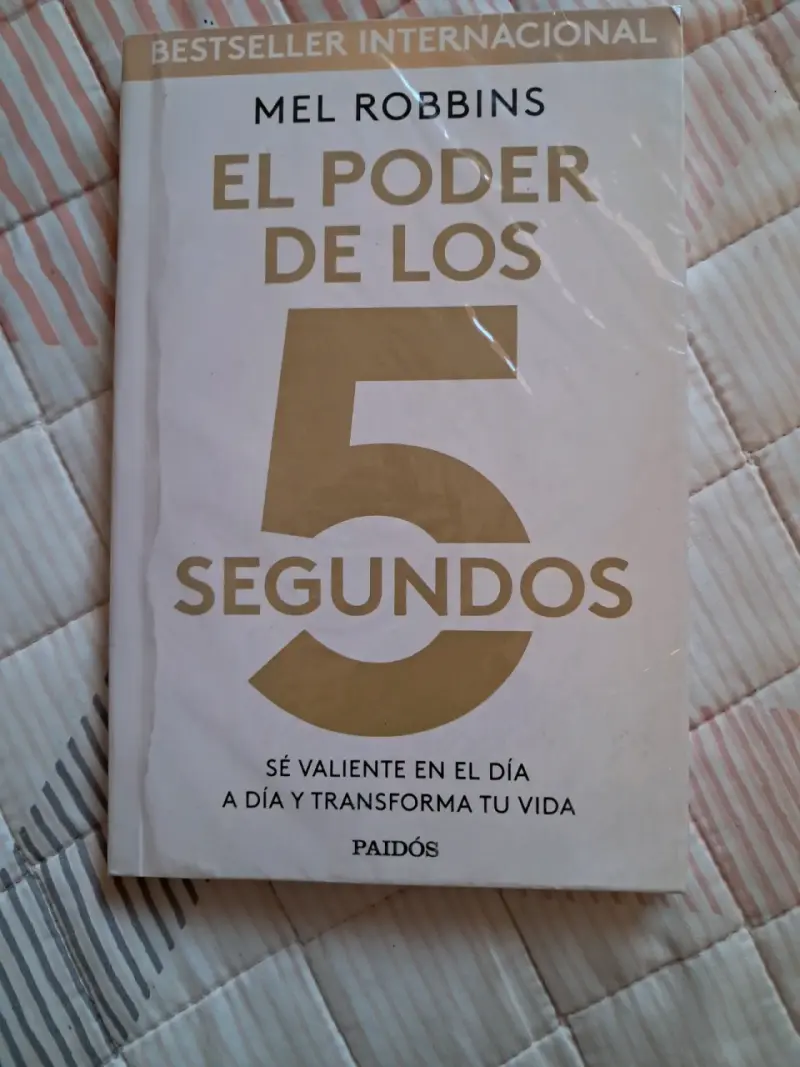 Pack de dos libros de autoayuda y economía - 3