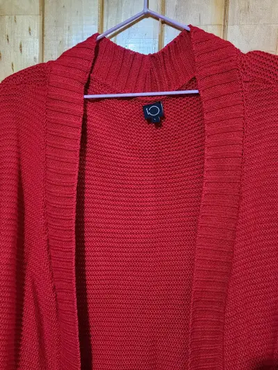 Cardigan rojo de punto - IO - miniatura 2