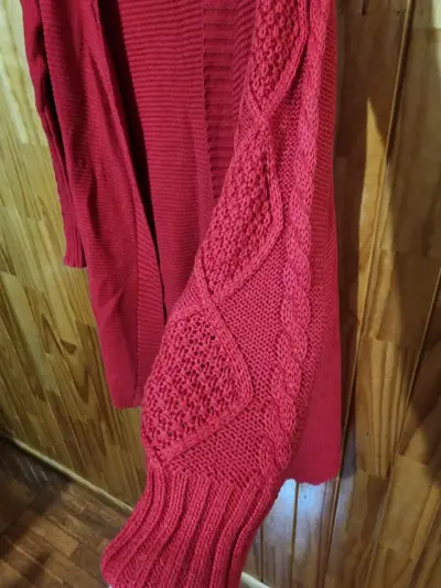 Cardigan rojo de punto - IO - miniatura 3