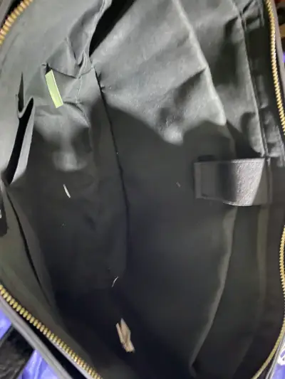 Bolso negro Lounge con etiquetanuevo - miniatura 3