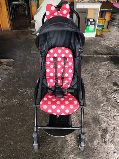Coche de bebé diseño Minnie - miniatura 2