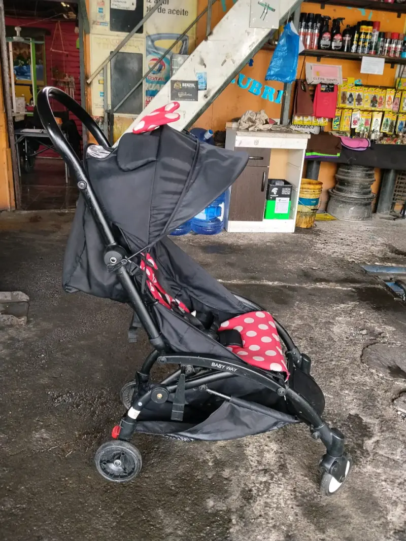 Coche de bebé diseño Minnie - 3