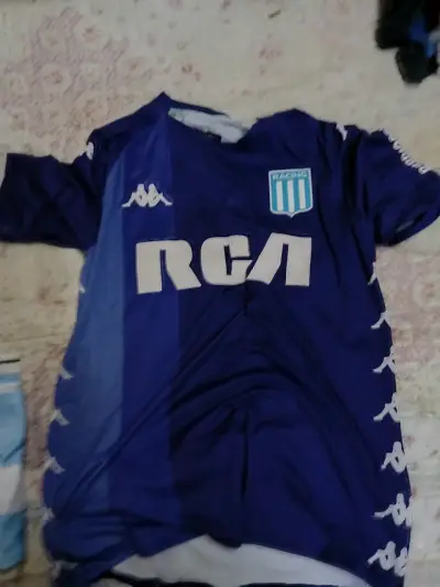 Camiseta Racing Club firmada - miniatura 3
