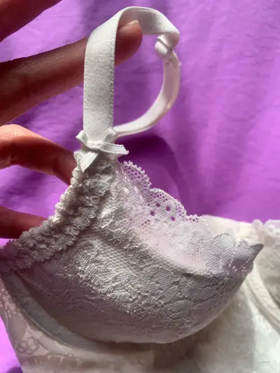 Corset blanco de encaje Victoria's secret - miniatura 2