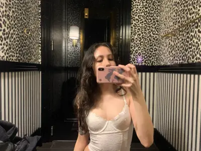 Corset blanco de encaje Victoria's secret - miniatura 6