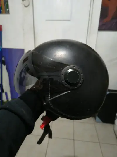 Casco negro glossy - miniatura 2
