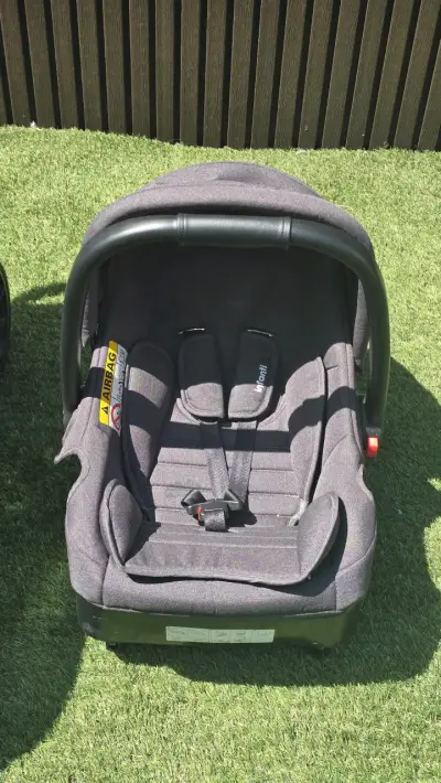 Coche de bebé Infanti negro - miniatura 3