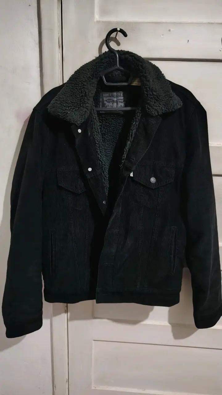 Chaqueta levis de mezclilla forrada negra - 1