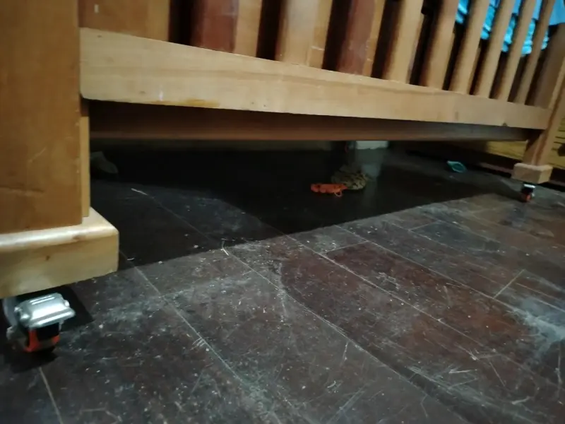 Cuna de madera tipo cuja para bebé - 4