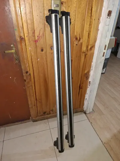 Barras para portaequipaje de auto - miniatura 1