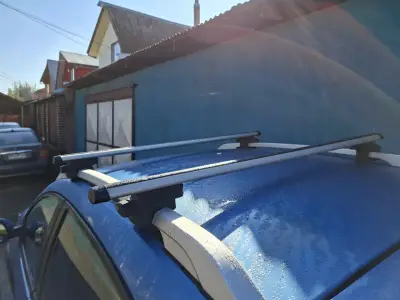Barras porta equipaje para auto - miniatura 3