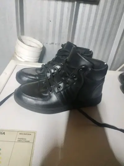 Pantalón de colegio nuevos - miniatura 2