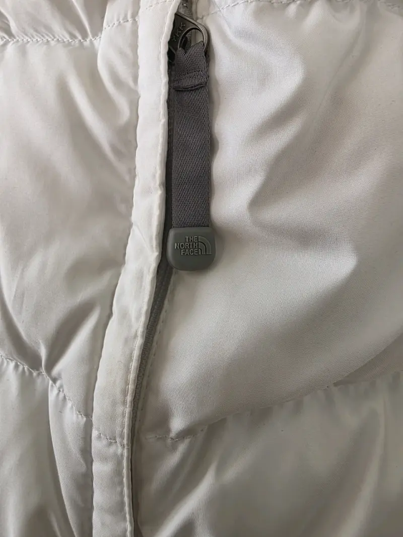 The North Face Women’s NUPTSE White 700 Down - 2