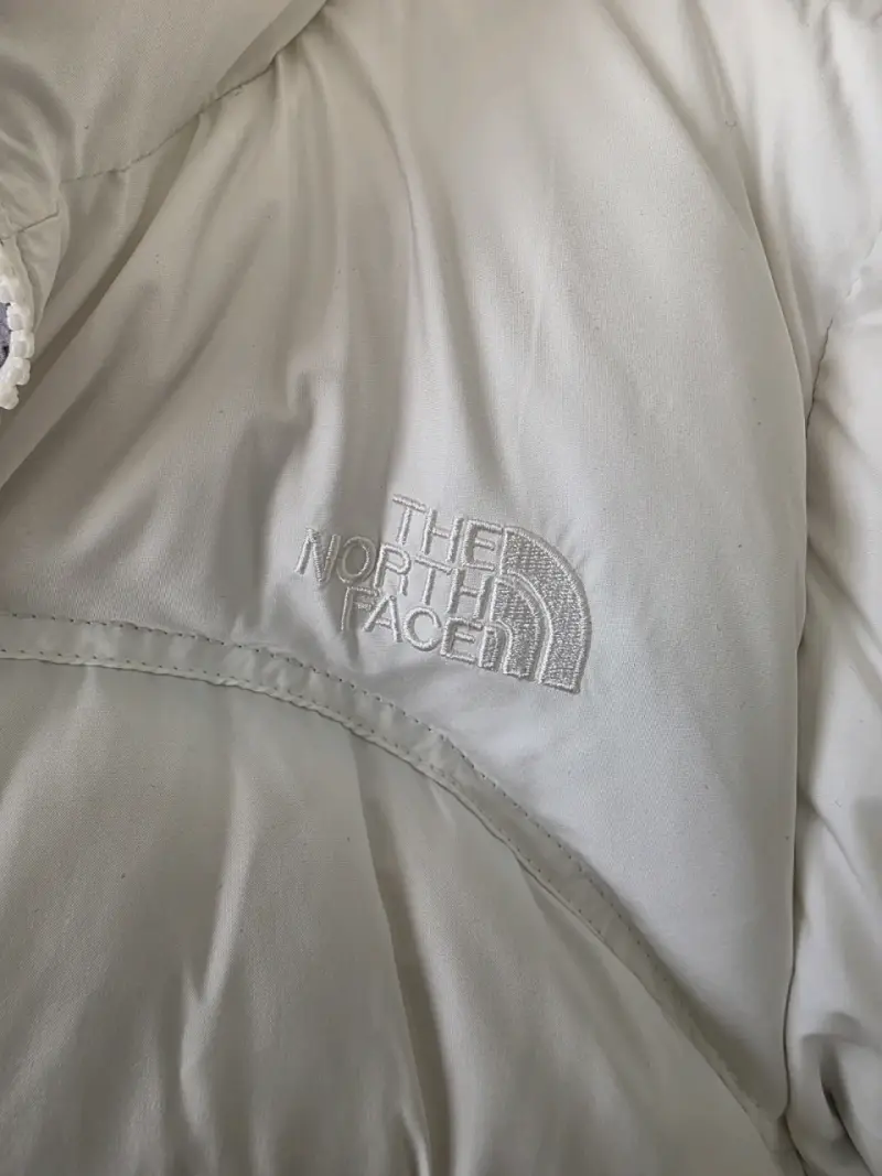 The North Face Women’s NUPTSE White 700 Down - 3