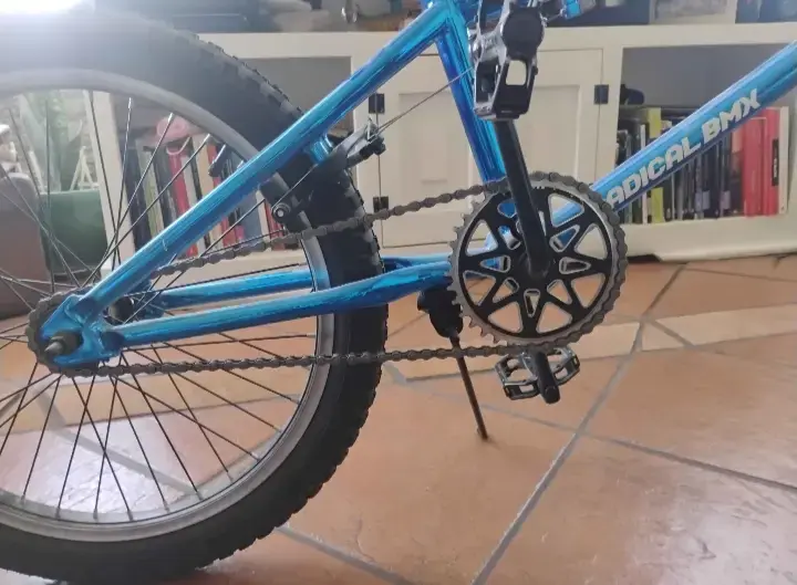 Bicicleta BMX azul - 3
