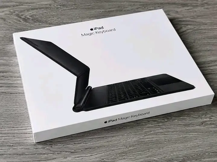 iPad Magic Keyboard 13" M4/M5 negro - 2