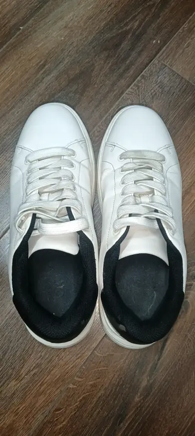 Zapatillas blancas de hombre - miniatura 1