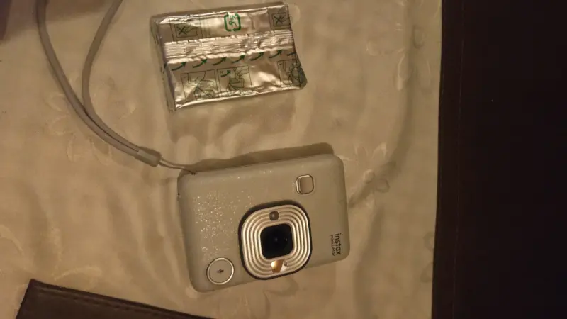 Cámara instantánea Fujifilm Instax Mini LiPlay - 6