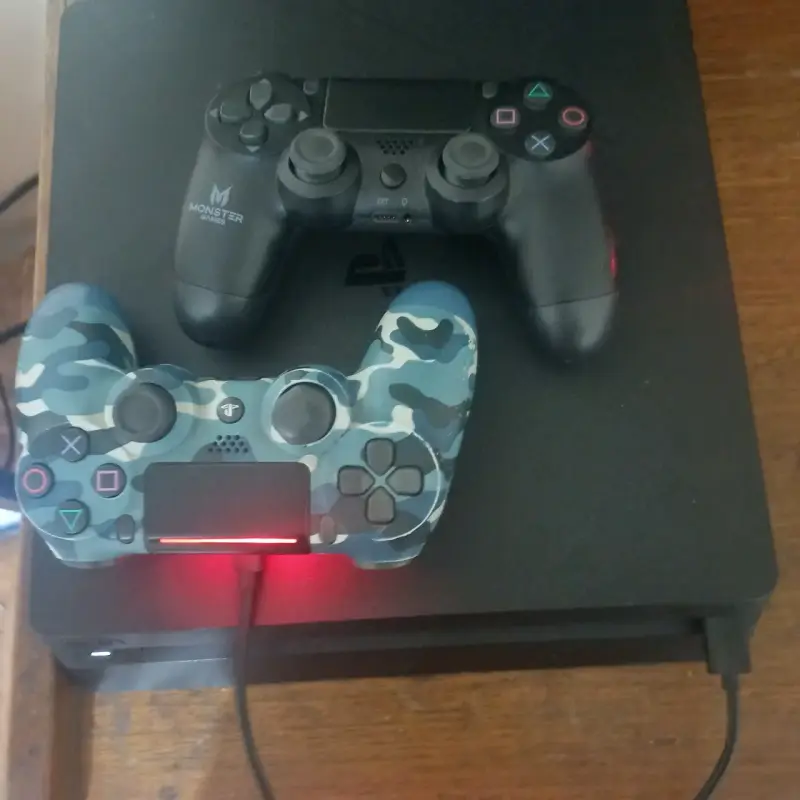 PS4 - 4