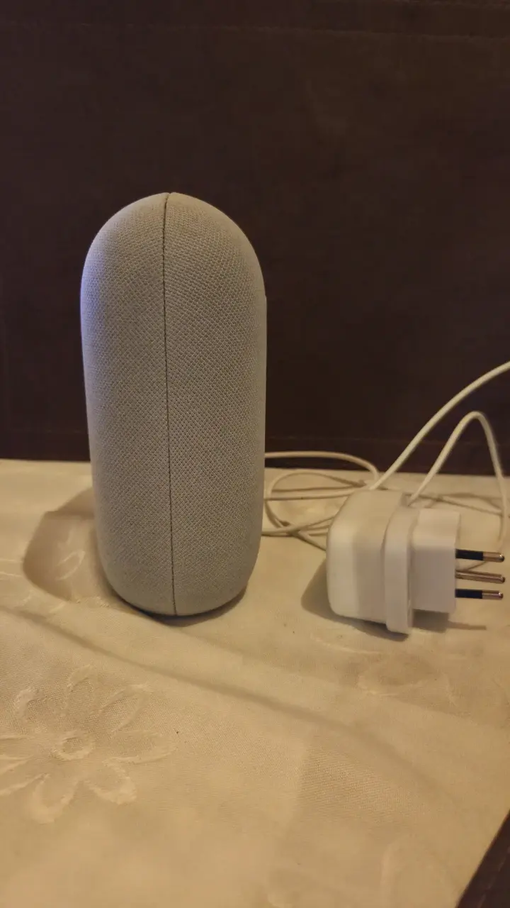 Altavoz inteligente gris GOOGLE - 5