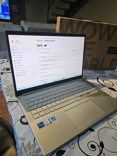 Notebook ASUS Vivobook Pro OLED 15.6" SSD 512GB - miniatura 1