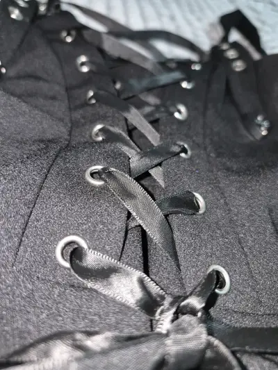 Vestido negro - miniatura 3