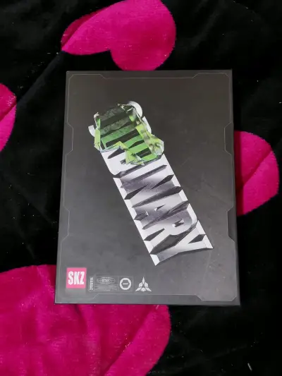 Álbum ODDINARY Stray Kids (limited version) - miniatura 1